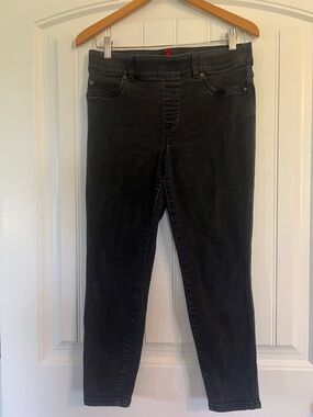 Spanx pull on Jeans Size Large